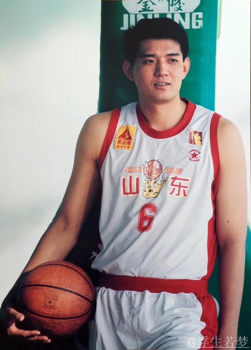 巩晓彬自述:中国男篮的逍遥王,打球洒脱又热血! 巩晓彬自述:中国男篮的逍遥王,打球洒脱又热血!